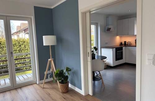 Worthsee Apartment | Large, bright garden apartment directly on Wörthsee