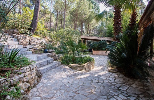 Montferrier-sur-Lez Villa | Large Bucolic Villa with pool, 12 pers, WiFi
