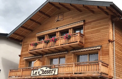 Chatel Apartment | Large, cosy 75 m2 apartment for 4/5 people located 50m from the slopes