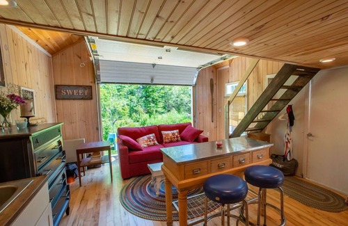 Castine Cottage | Large Cottage w Ocean Views.