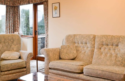 Crosthwaite Cottage | Large country cottage set in wonderful gardens in the Lyth Valley.
