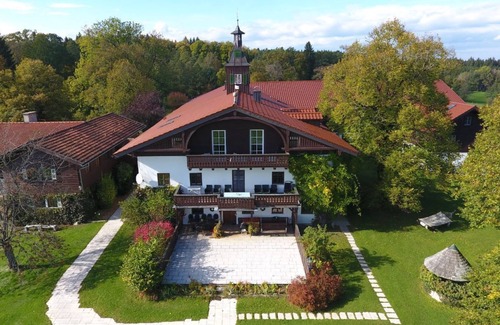 Rechetsberg House | Large country house with mountain views on Gut Rechetsberg south of Munich