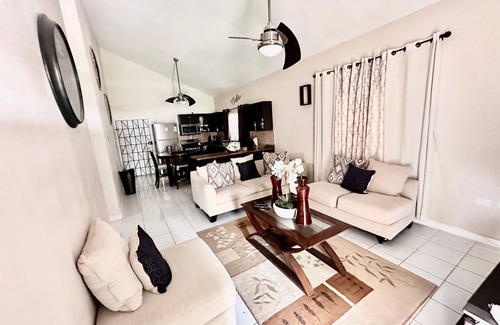 Caribbean Estates House | LARGE COZY HOME FOR YOU AND YOUR FAMILY, NICELY DECORATED, QUIET. GATED