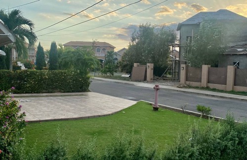 Caribbean Estates House | LARGE COZY HOME FOR YOU AND YOUR FAMILY, NICELY DECORATED, QUIET. GATED