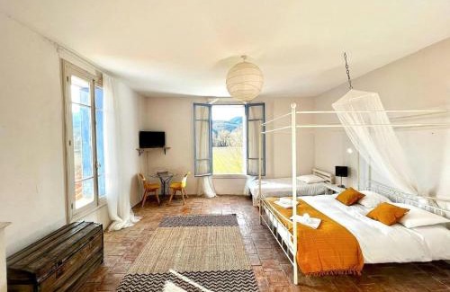 Lamalou-les-Bains House | Large Estate With A Pool Overlooking The Vineyards