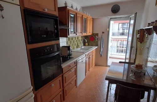 Antibes Old Town Apartment | Large F2 Antibes near the sea