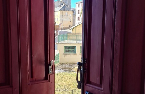 Font-Romeu-Odeillo-Via House | Large family house sleeping 16 in the mountains