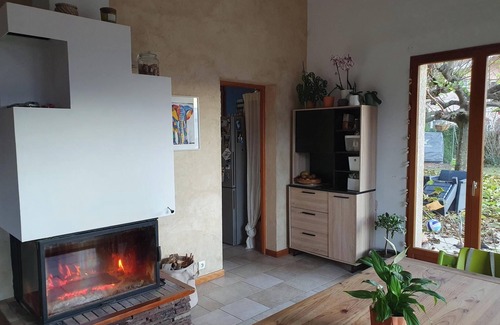 Jarrie House | Large family home between countryside and mountains