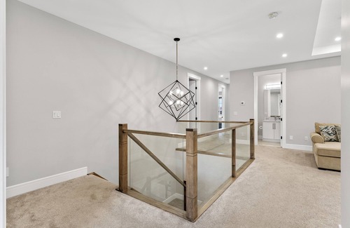 Chestermere House | LARGE FAMILY HOME , SPACIOUS & MODERN BY THE LAKESIDE.