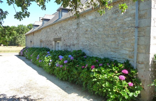 Matignon House | Large family home, quiet, close to beaches.
