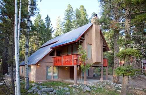 Taos Ski Valley House | Large Family Home in Taos Ski Valley - 5 Minutes to the Resort