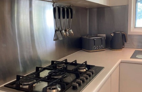 Buderim House | Large Family Home With Separate Studio - Buderim