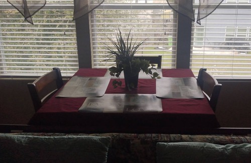 Yulee House | Large family size home with private 2nd floor apt entrance near Amelia Island!