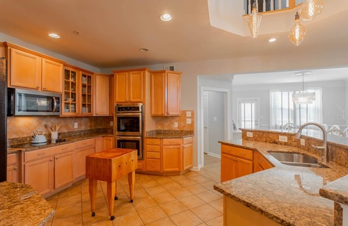 North Ocean City House | Large Fenwick Island 6-Bedroom Home just steps from Delaware/Maryland Beaches