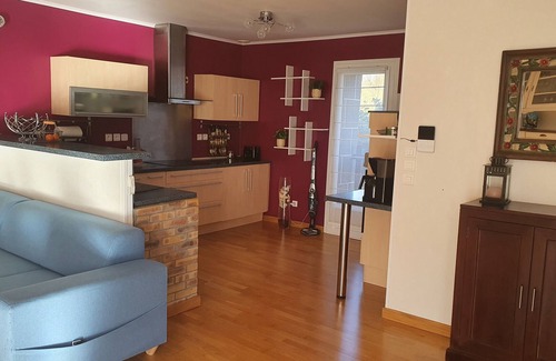 Saint-Bonnet-pres-Orcival House | Large stone house in the heart of Sancy