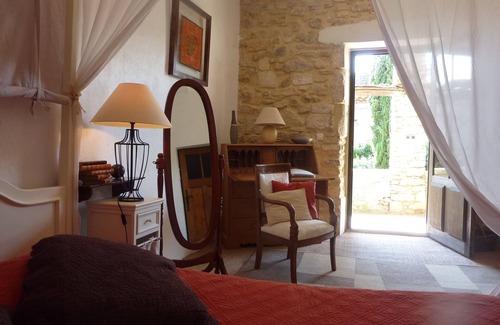 Saint Michel d'Euzet Other | Large gite in superb Provencal domain, L'Arbre d'Or, swimming pool and garden.