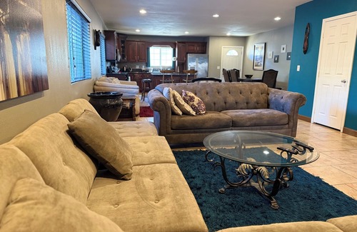 Eastside House | Large Gorgeous home! Can sleep large groups