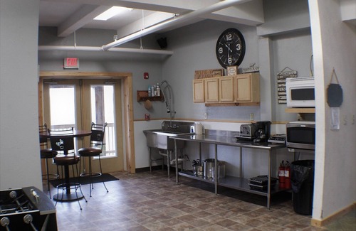Southcrest Cabin | Large Group bunkroom sleeps up to 69