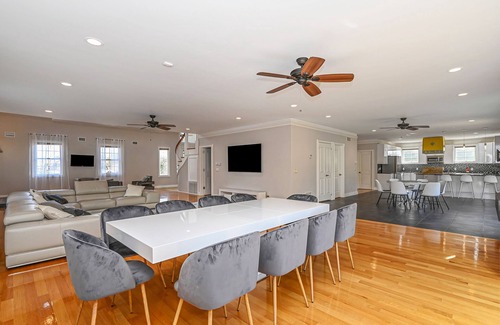 Hampton Bays House | Large Hamptons Summer House