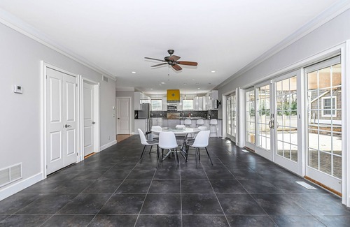 Hampton Bays House | Large Hamptons Summer House