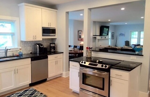 Wakefield-Peacedale House | Large Historic/updated, Downtown Wakefield - Narragansett Beaches-3 mi. Big yard