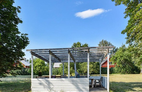 Klockrike House | Large holiday home on a horse farm near Linköping