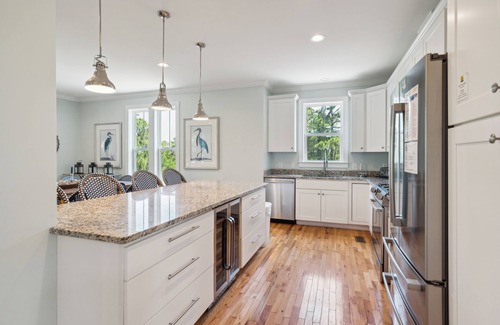 Folly Beach House | Large Home for Family Holidays! 3 Min Walk to Beach - 804 W. Cooper