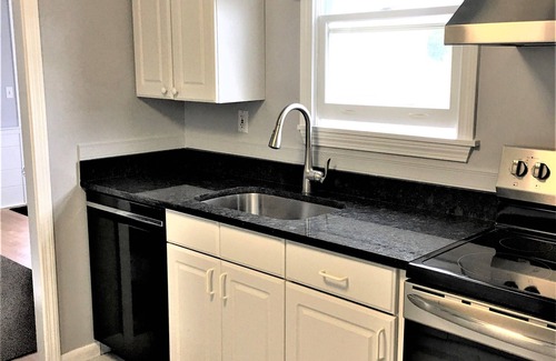 Hyannis House | Large home for families, 2/10m to Kalmus Beach, 4BR sleeps 12 plus 2 GameRoom