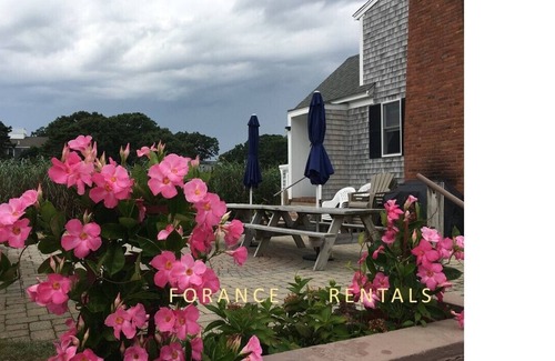 Hyannis House | Large home for families, 2/10m to Kalmus Beach, 4BR sleeps 12 plus 2 GameRoom