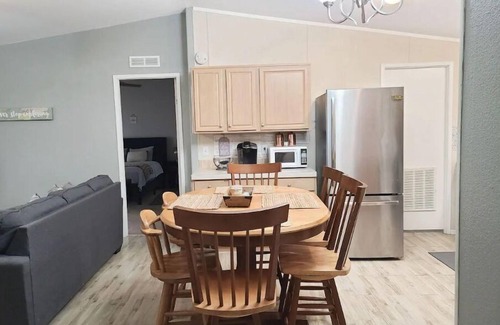 Blythe House | Large Home- Near Quartzsite and Colorado River