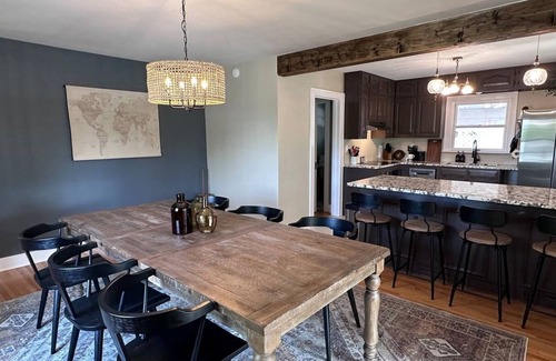 Shelbyville House | Large Home w/game room, grill, and hot tub