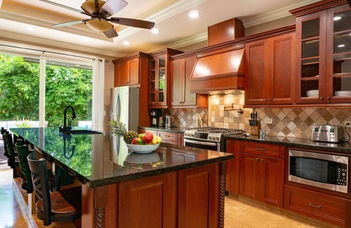 Princeville House | Large Home With An Amazing Kitchen In Princeville.