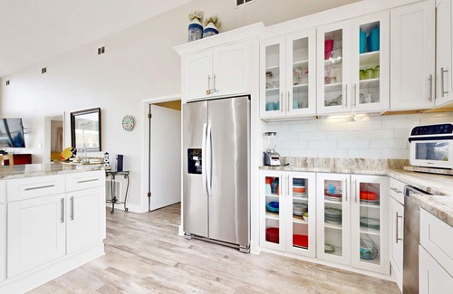 Holiday Isle House | Large home with private pool & ocean views - beach nearby, dog-friendly