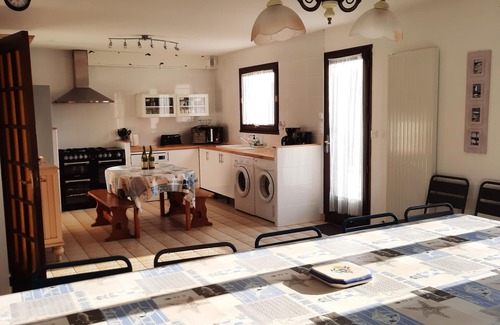 Asserac House | Large house 300m from the large beach of Pont-Mahé