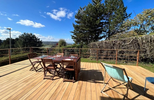 Benerville-sur-Mer House | Large house with sea view, 200 m², garden & woods, beach 8 minutes away on foot
