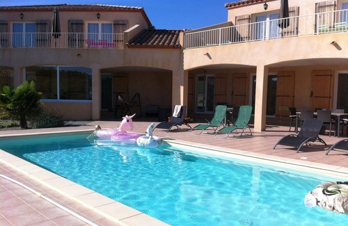 Tournissan Villa | Large house in peaceful location! In July/Aug. discount for more than 14 people!