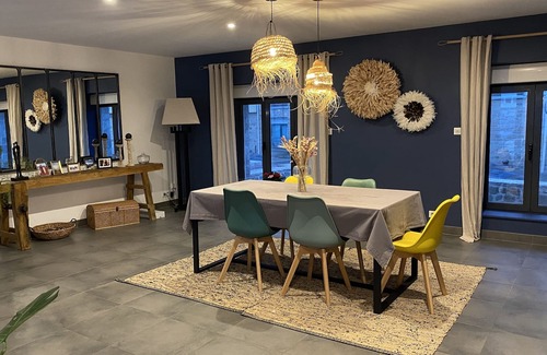 Lamballe House | Large house with heated swimming pool in Brittany, 15 minutes from the sea