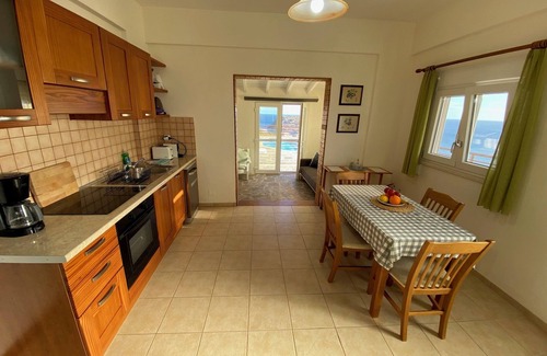 Mochlos House | Large house with private swimming pool and wonderful sea view.