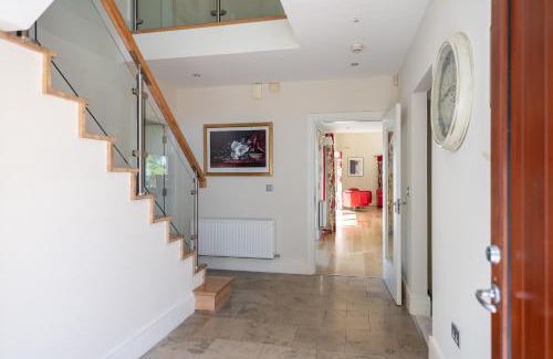 Kenmare House | Large Kenmare home sleeping 10. Free use of pool