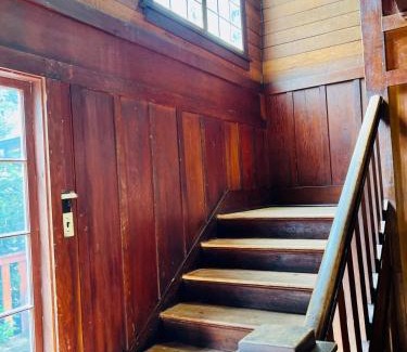 Ashford Other | Large Lodge at Rainier Lodge (0.4 miles from entrance)