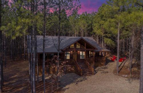 Broken Bow House | Large Luxury 2BR Cabin w Hot Tub Double Trouble was designed for fun comfort and memories minutes from buzzling Hochatown and beautiful Beaver Bend State Park