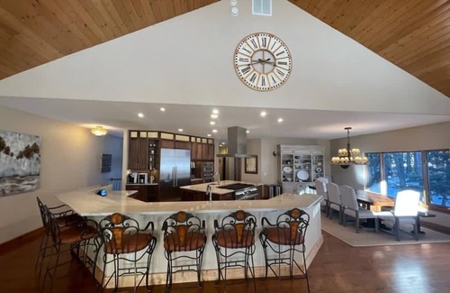 Angel Fire House | Large, luxury cabin, sleeps 19 with a gourmet kitchen, hot tub & fire pit