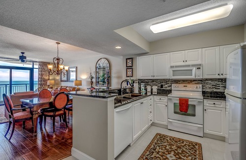 Myrtle Beach Condo | Large Luxury Oceanfront 3 Bed Condo (12th Floor) - by Luxury Beach Rentals