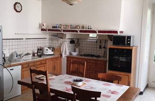 Laval House | Large medieval house in the center of Laval