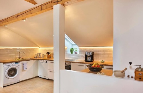 Regenhutte Apartment | Large modern loft with a luxurious ambience