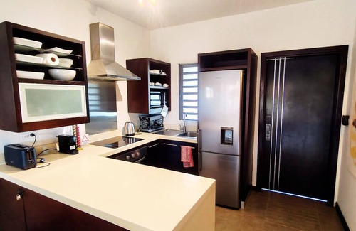 Grand-Baie Apartment | Large modern 2 bedroom apartment in Grand Baie - pool view, 5 min. from beach