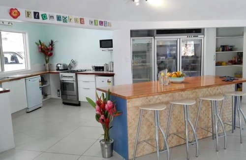Muri House | Large modern home perfect for the whole family or group of friends.