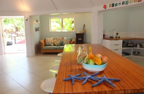 Muri House | Large modern home perfect for the whole family or group of friends.