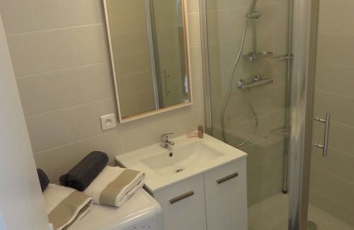 Liberation Apartment | LARGE MODERN STUDIO WITH LARGE TERRACE, RELEASE AREA