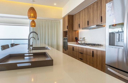 Puerto Vallarta Condo | Large New Beachfront Condo Downtown Puerto Vallarta Harbor 701 4 Bed & 4 Bath